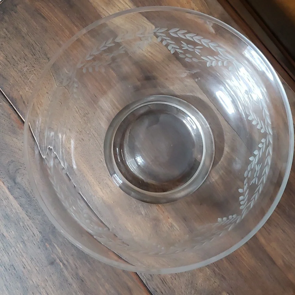 Vintage Botanical Etched Glass Serving Salad Bowl